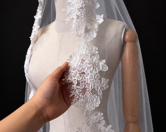 Cathedral Wedding Veil Lace Mantilla Veil with Comb 3D Floral Applique Edge Soft Tulle Long Bridal Veil White Ivory Custom Length for Bride