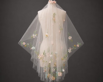 Floral Embroidered Wedding Veil with Comb Colorful 3D Flowers Soft Tulle Two Tier Blusher Romantic Garden Bridal Veil Boho Wedding for Bride