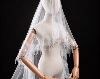 Lace Wedding Veil Cathedral Wedding Veil Beaded Floral Edge Two Tier Blusher Soft Tulle Veil with Comb White Ivory Custom Length for Bride