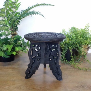 Carved Wood Folding Plant Stand, Vintage Boho Bohemian Riser, Photography Prop, 7 Inches