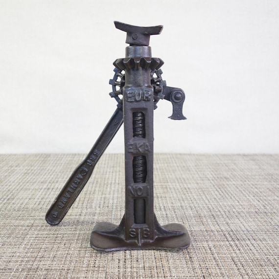 アンティーク雑貨 JACK Antique Cast Iron Screw Jack, Vintage Eureka No. 1 Car Jack