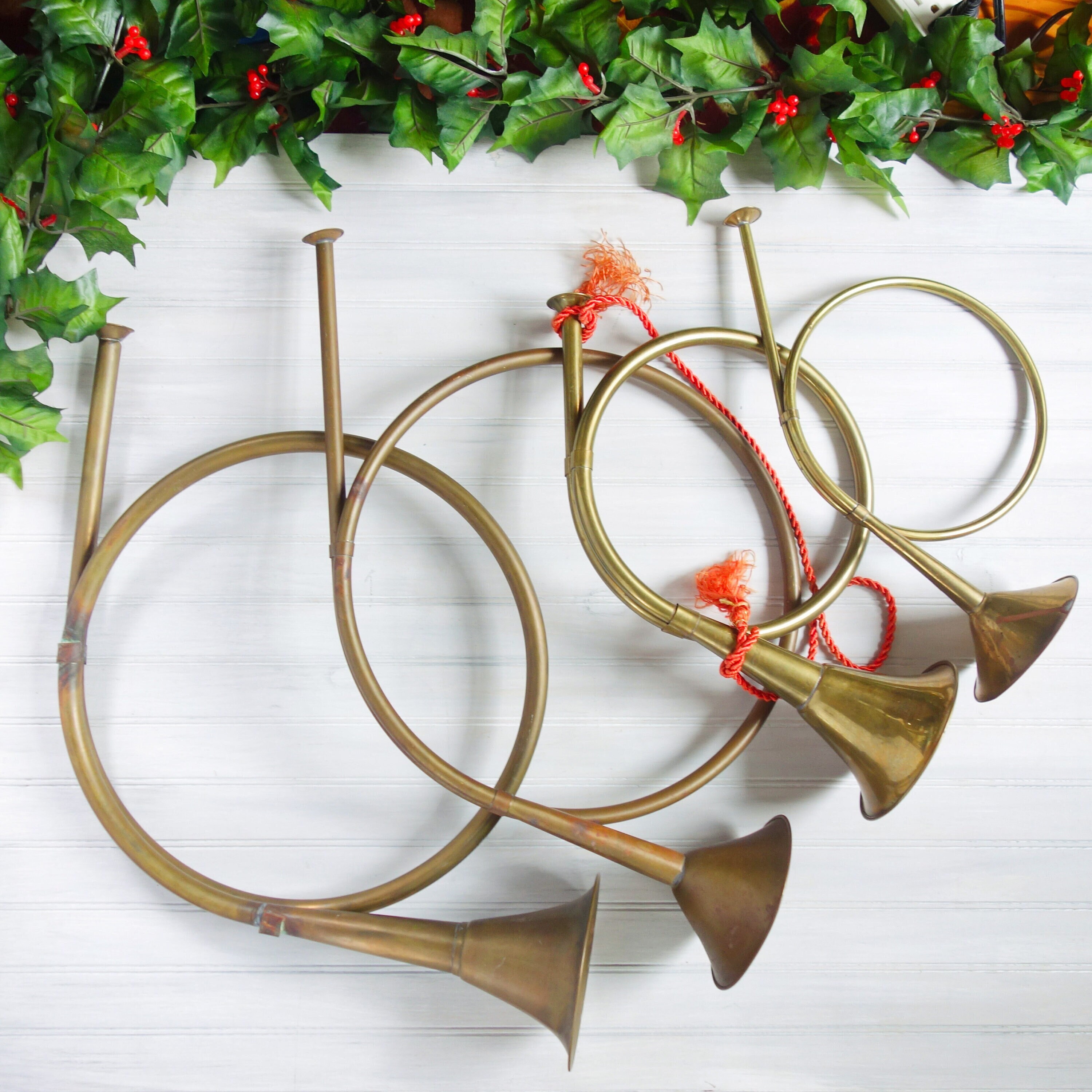 Decorative french horn deals