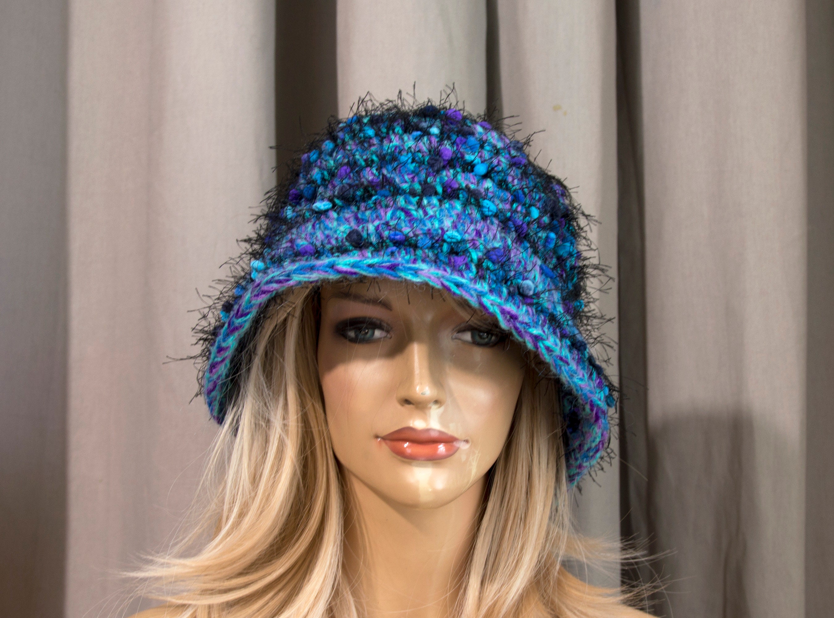 Elegant Multicolor  Cloche Hat with Black Bow Crochet Black cloche hat with lace and art deco fabric bow  main image 3
