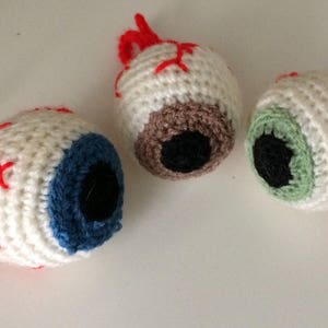 Eyeball Crochet PDF Pattern Toy Halloween Cat toy image 2