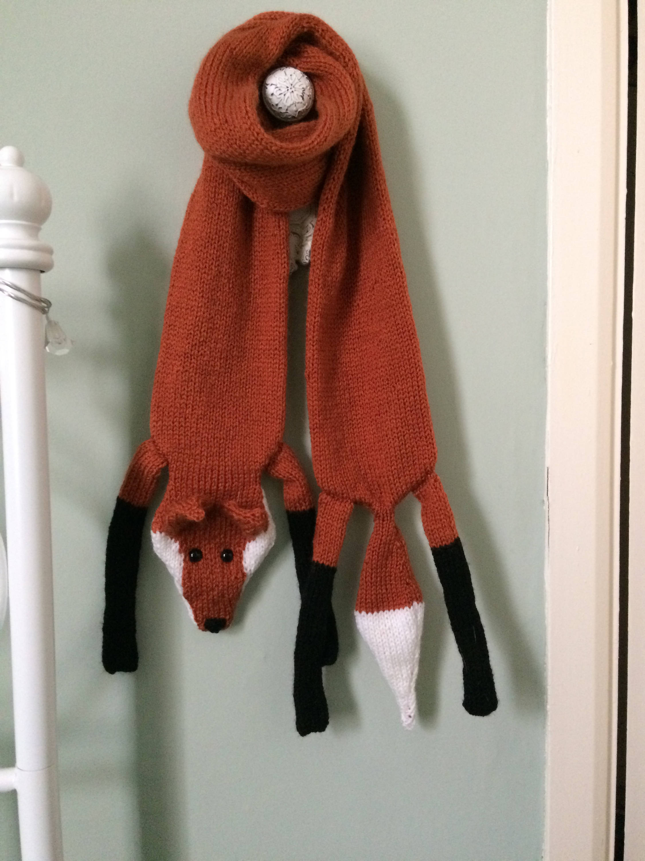 knitted fox scarf