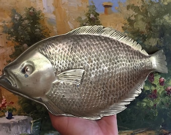 PLATEAU À POISSON EN LAITON vintage