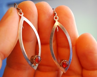 VINTAGE EARRINGS - Sterling Silver AGATE Earrings