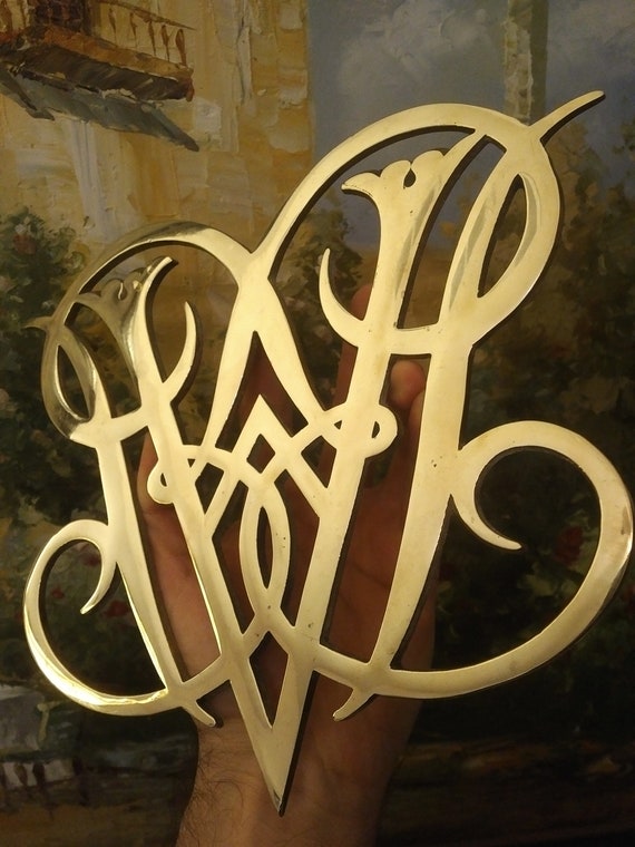 Vintage BRASS TRIVET by Virginia Metalcrafters