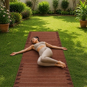 Handwoven Organic Cotton Yoga Mat – Sustainable Meditation Rug, Natural Grip India