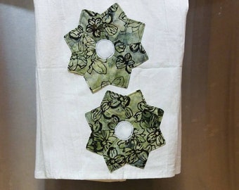 White Flour Sack towel, tea towel, batik towel, kitchen towel, green towel