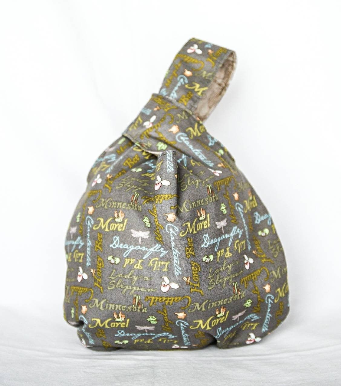 Reversible flowers peppermints blue white sweets Project Bag candy red Japanese Knot Bag