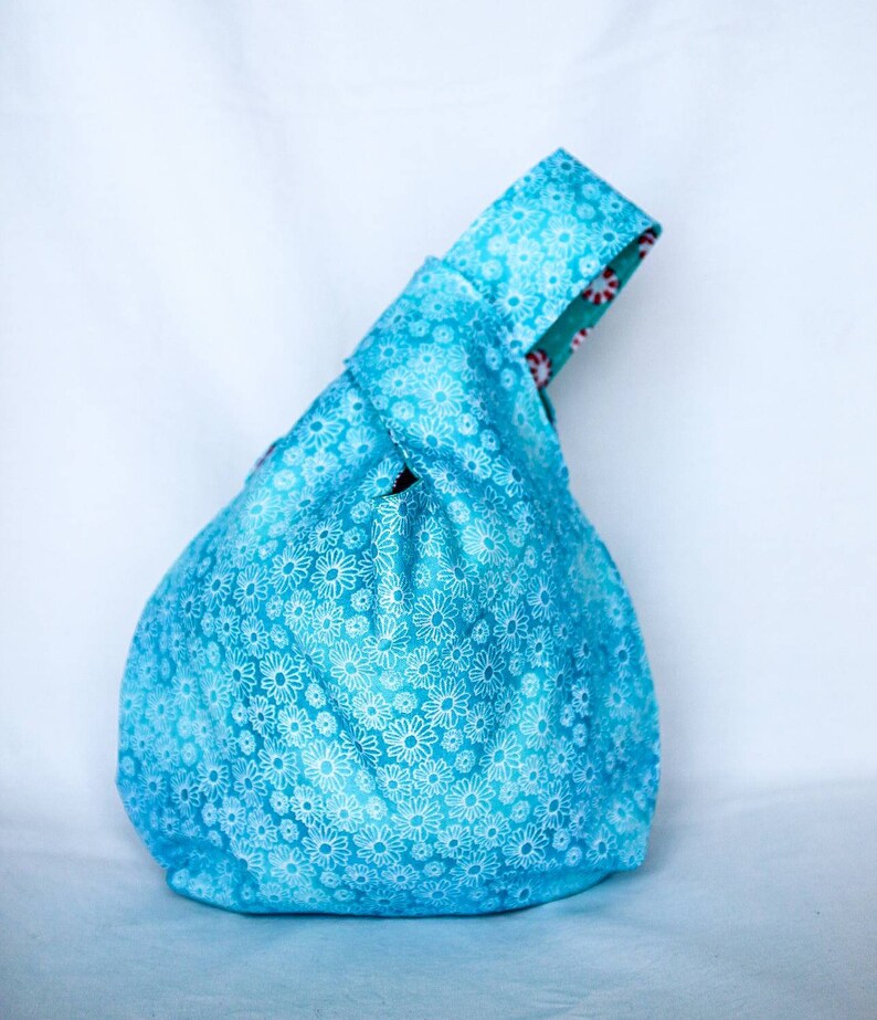 Reversible flowers peppermints blue white sweets Project Bag candy red Japanese Knot Bag
