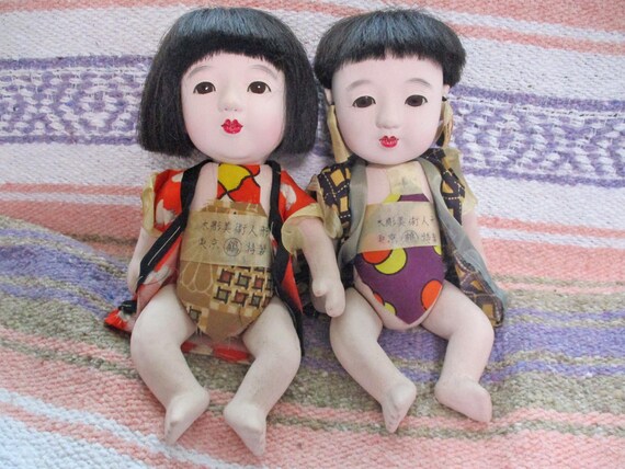市松人形　女の子　男の子　ハンドメイド 11インチのアンティークな日本の民芸品、女の子の粘土製市松人形
