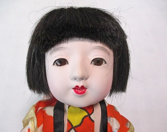 市松人形　女の子　男の子　ハンドメイド 11インチのアンティークな日本の民芸品、女の子の粘土製市松人形