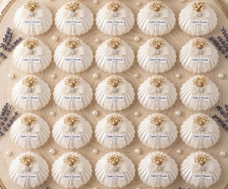 Shell Favour Personalized Oyster Shell Favor Box With Candle, Beach Wedding Guest ...