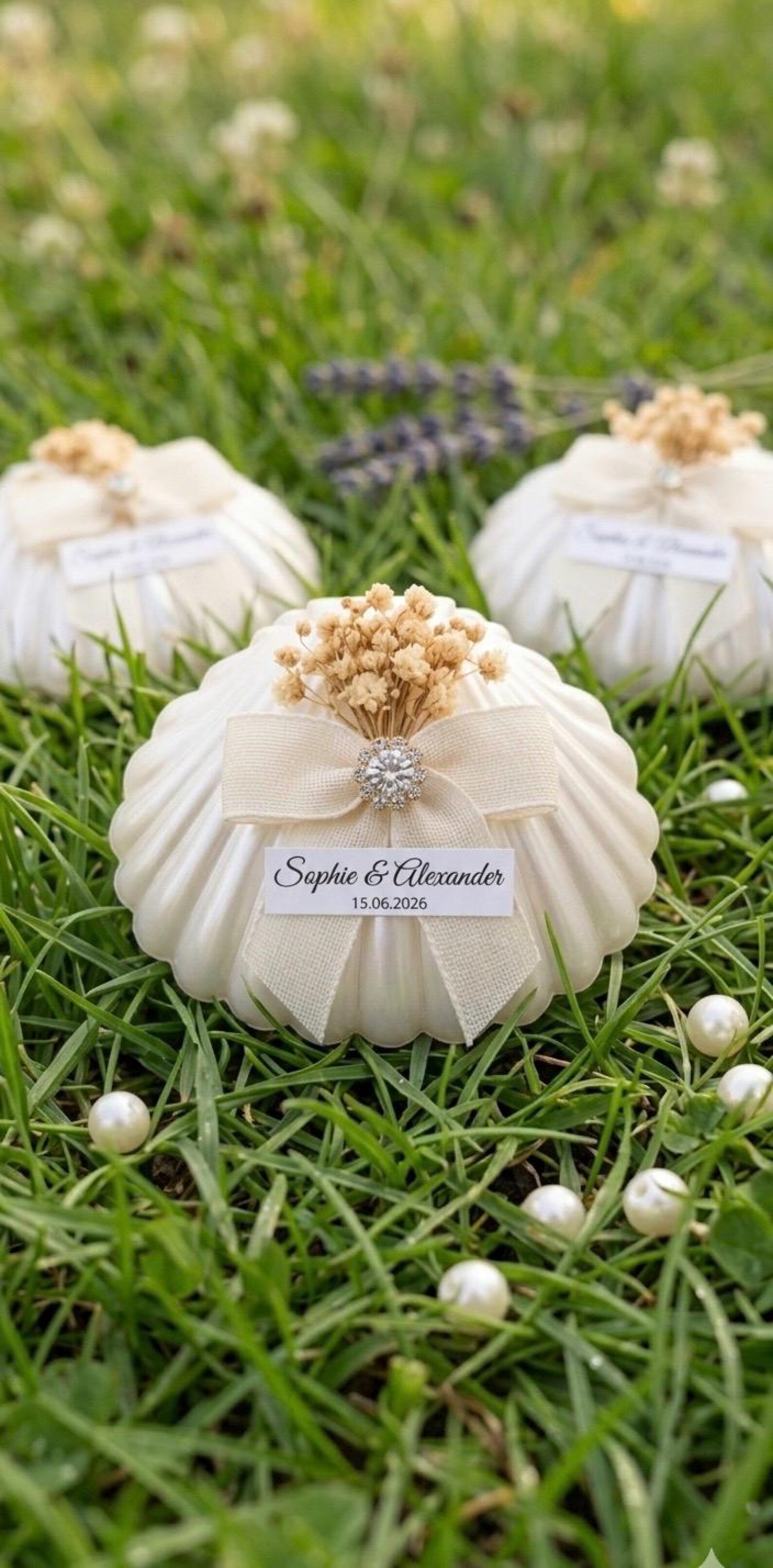 Shell Favour Personalized Oyster Shell Favor Box With Candle, Beach Wedding Guest ...