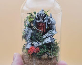 Diorama Alphonse Elric sous cloche – Figurine manga animée Fullmetal Alchemist – Décoration geek otaku collection – Cadeau fan manga anime