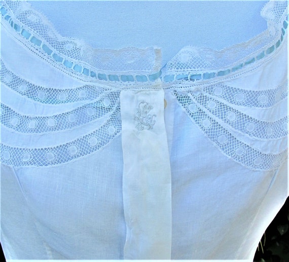 Antique white lawn and lace corset cover, early 1… - image 4