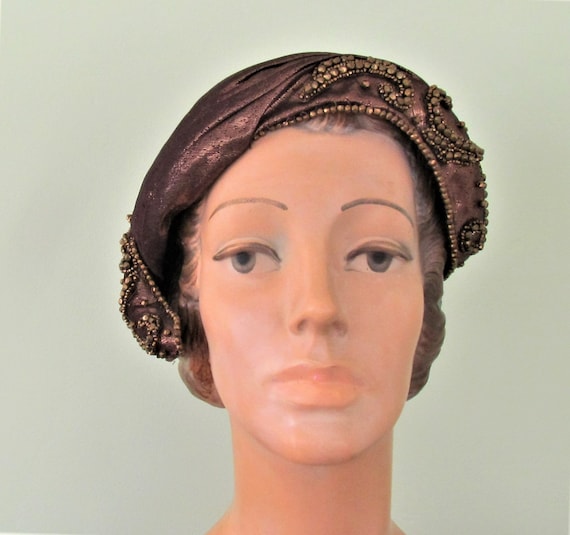 Elegant 1950's beaded cocktail hat in bronze meta… - image 6