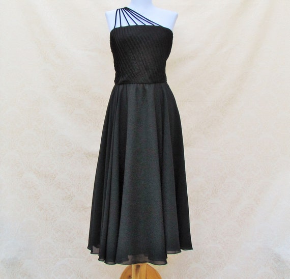 Vintage One Shoulder Black Dress, Cocktail Dress With Pleated Bodice and  Full Skirt, Party Dress With Spaghetti Straps - Etsy