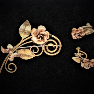 Krementz rose brooch and screw back earrings