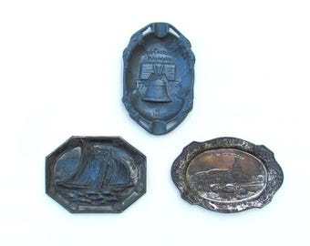Lot of 3 small metal trays: souvenir of 1926 Liberty Bell, U.S. Capitol (Occupied Japan, & sail boat (made in France)