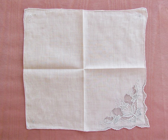 Vintage Madeira embroidery hankie with butterfly,… - image 2