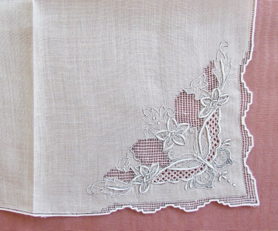 Vintage Madeira embroidery hankie with butterfly,… - image 1