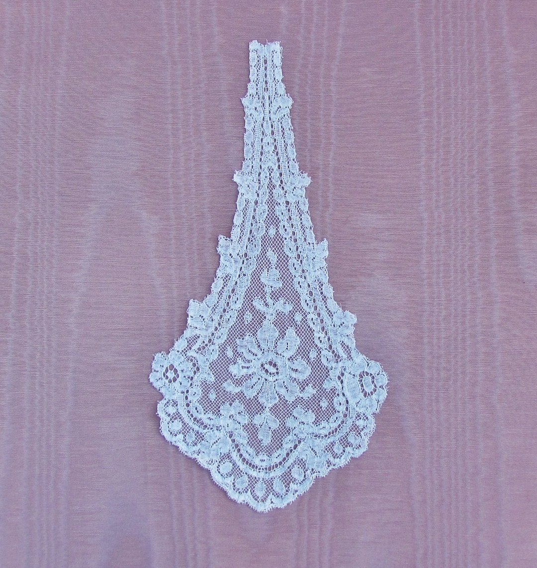 Antique Lace Motif, Valenciennes Lace Bodice Decoration Suitable for