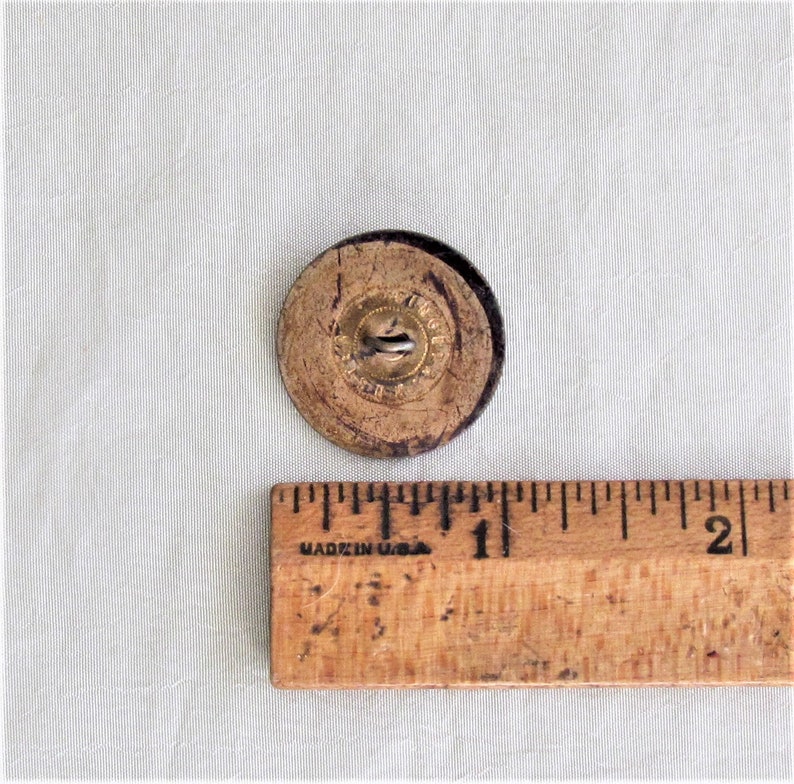 Antique Mercury head button, tinted brass Eingetr Muster 1800's button image 2