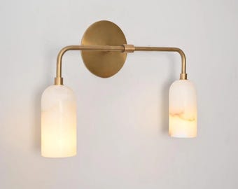 Applique murale double de luxe moderne du milieu du siècle avec éclairage en laiton, albâtre et scones en laiton