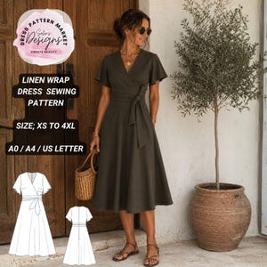 Puede incluir: Un vestido cruzado de lino en color verde oliva oscuro con mangas cortas acampanadas, escote en V y lazo en la cintura. La imagen incluye el texto: Dress Pattern Market Selin's Designs, Linen Wrap Dress Sewing Pattern, Size: XS to 4XL, A0 / A4 / US Letter.
