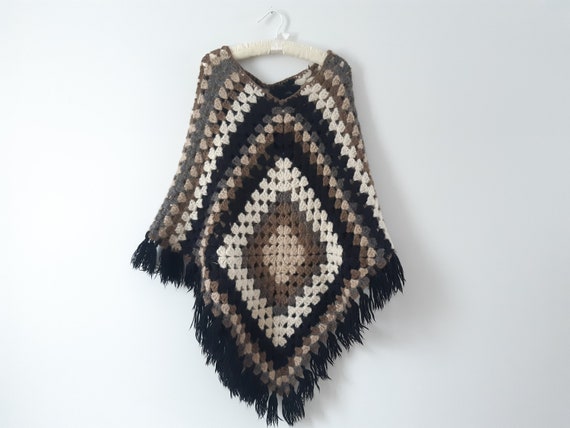 Vintage 1970s 70s afghan granny square crochet fri