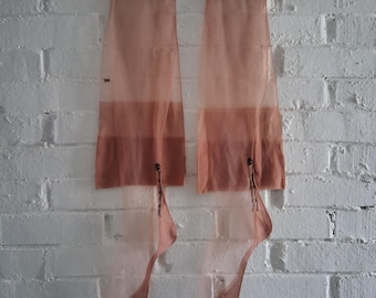 Picturesque Dupont seamed nylons stockings 50s 60s Cuban heel hosiery lingerie 9 1/2