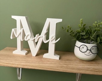Targhetta 3D personalizzata con iniziale | Targhetta per la cameretta dei bambini | Decorazione per porta e parete | Regalo per battesimo, nascita e compleanno