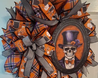 Elegant Gothic Halloween Skeleton Wreath