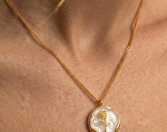 Pendant Necklace