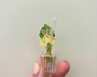 Mini Gelber Schmetterling Blumenstrauß Magnet | Kleine elegante Blumenvase | Handgemachte Mini Blumenstrauß Dekor