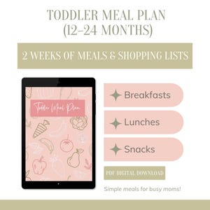 Può includere: Un piano alimentare digitale per bambini piccoli di età compresa tra 12 e 24 mesi. L'immagine mostra un tablet che mostra un piano alimentare rosa e beige con illustrazioni di frutta e verdura. Il piano include 2 settimane di pasti, liste della spesa, colazioni, pranzi e spuntini.