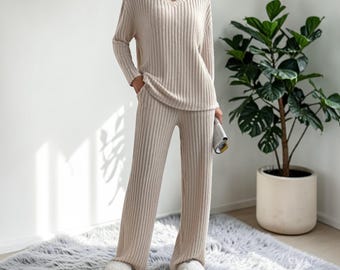 Ribbed Knit Lounge Set Women, Cozy Two Piece Pajama Set, Soft Long Sleeve Top & Pants, Minimal Aesthetic Loungewear, Comfy Home Outfit