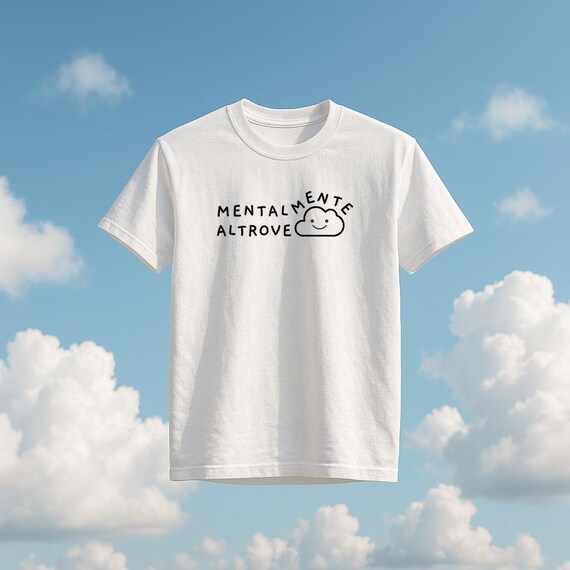Mentally Elsewhere Shirt, Mentalmente Altrove maglietta, Funny Minimalist Cloud T-Shirt, Aesthetic Introvert Shirt, Daydream Quote Tee