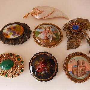 Lot of 7 Vintage Brooches - Large Antique Brooches - Broaches to Wear, Sell, Repurpose