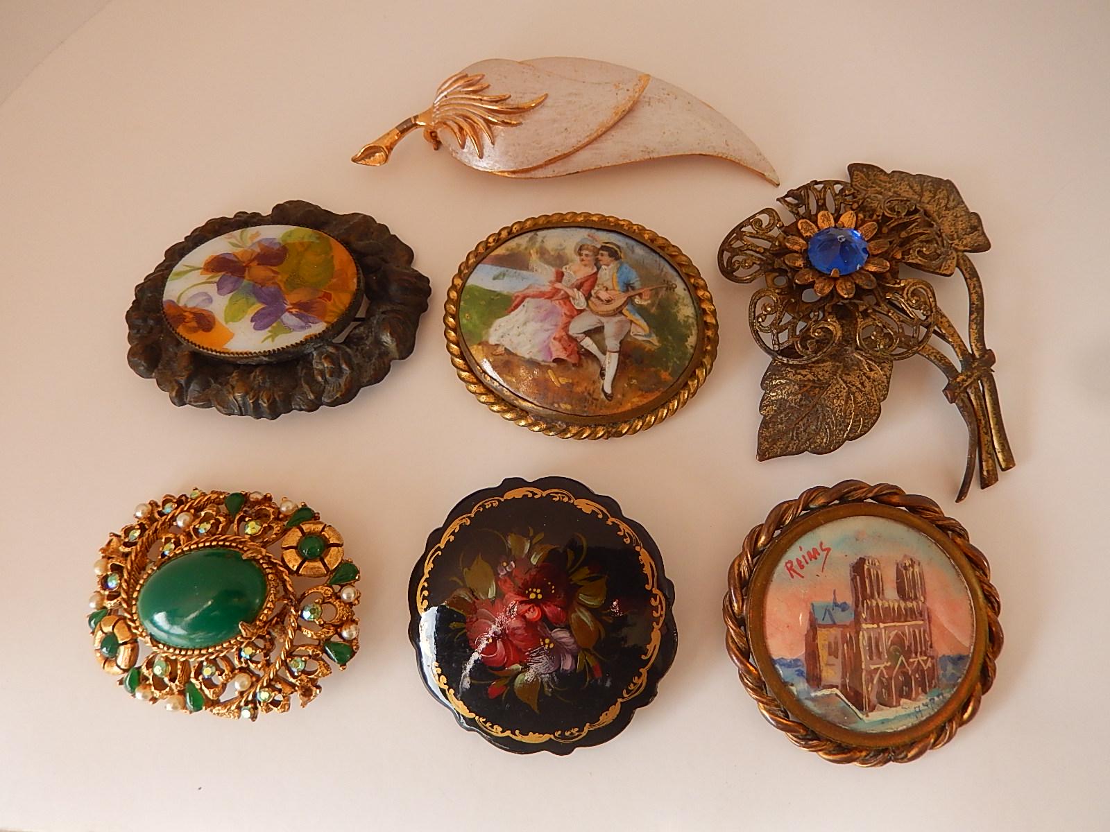 * vintage brooch ୨୧ *✵ ヴィンテージ ブローチ (b) Lot of 7 Vintage Brooches - Large Antique Brooches - Broaches to