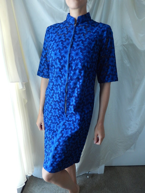 Vintage 1960s Dress - Bright Blue Mod Dress - Lac… - image 6