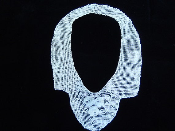 Antique Crocheted Collar - Victorian Ladies Colla… - image 1