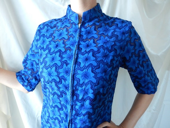 Vintage 1960s Dress - Bright Blue Mod Dress - Lac… - image 2