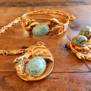 4 Piece Vintage Parure Set - Gold Plated Turquoise Easter Egg Cabochon - Unsigned 4 Piece Jewelry Set - Necklace Bracelet Earrings
