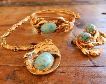 4 Piece Vintage Parure Set - Gold Plated Turquoise Easter Egg Cabochon - Unsigned 4 Piece Jewelry Set - Necklace Bracelet Earrings