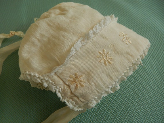 Baby Bonnet Vintage - Newborn Bonnet - 1920s Baby Bonnet - Infant Bonnet - Newborn Hat - Antique Baby Bonnet