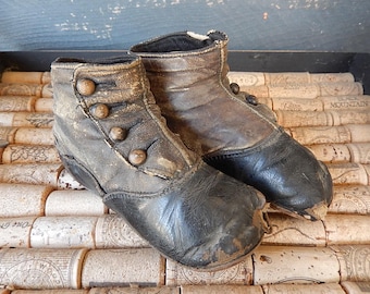 Antique Victorian Childs Shoes - 19th Century Handmade Childs/Baby Shoes - Brown Leather 4 Button Shoes/Boots - Rare Victorian Shoes